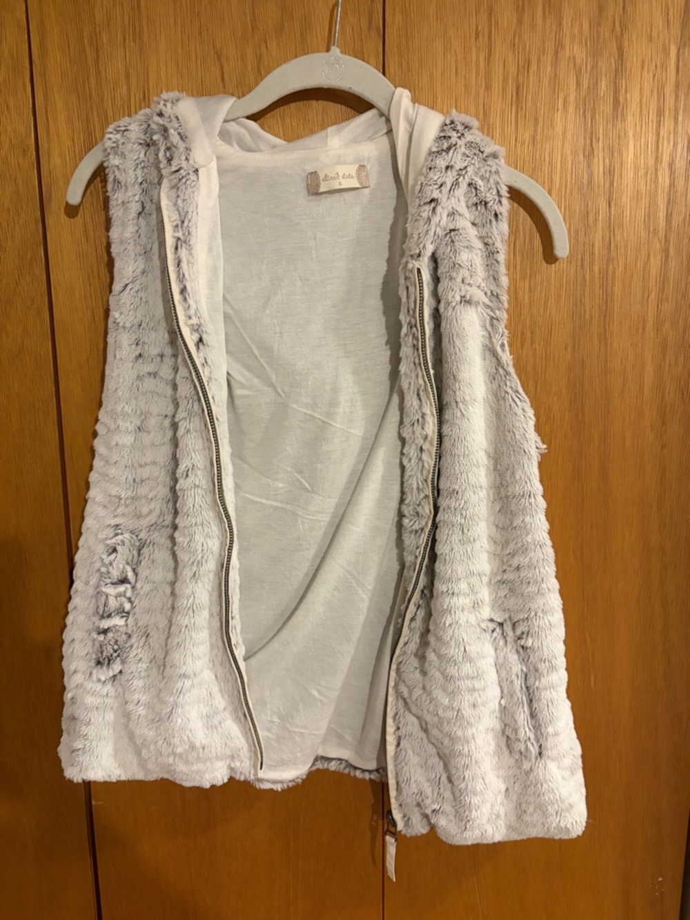 Grayish White Faux Fur Hooded Vest